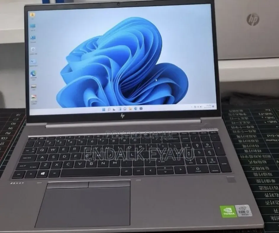 New Laptop HP ZBook 15 16GB Intel Core i7 SSD 512GB