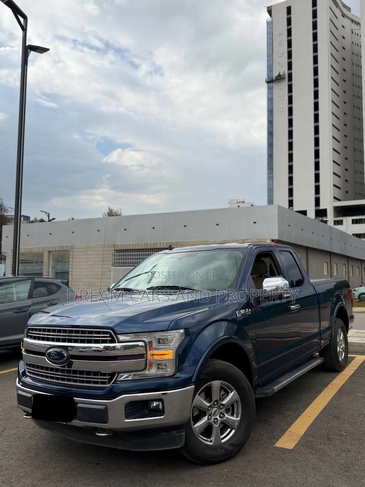 Ford F-150 Lariat 4x2 SuperCab Styleside 6.5 ft. box 145 in. WB 2020