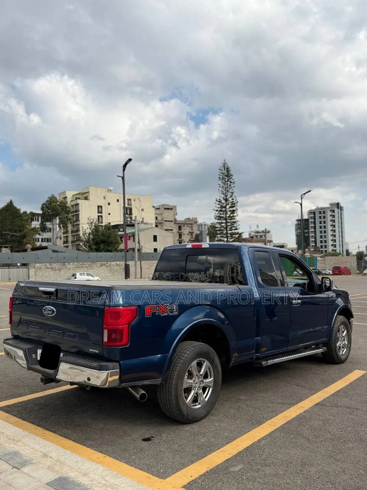 Ford F-150 Lariat 4x2 SuperCab Styleside 6.5 ft. box 145 in. WB 2020