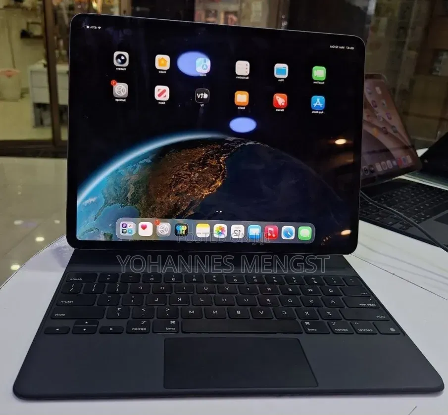 New Laptop Apple MacBook Pro 2019 32GB Apple M3 SSD 256GB