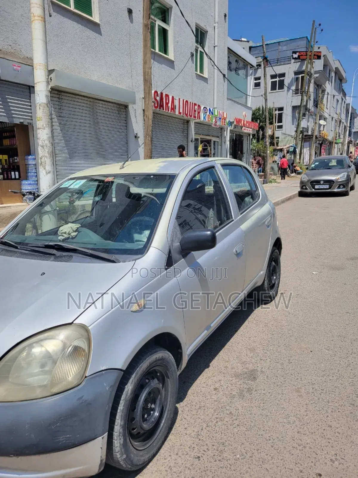 Toyota Vitz 1999 Silver