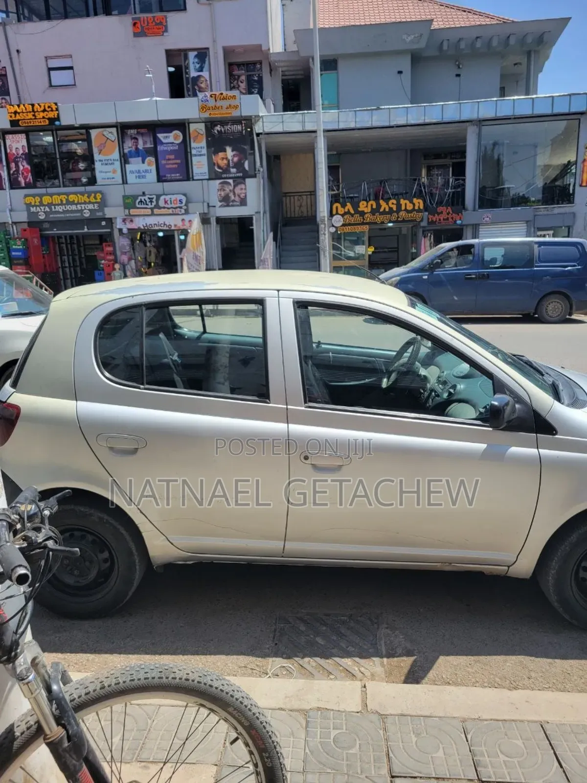 Toyota Vitz 1999 Silver