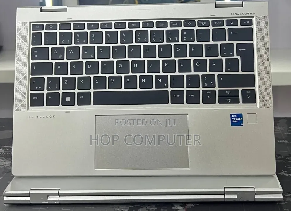 New Laptop HP EliteBook 830 G8 16GB Intel Core i5 SSD 256GB