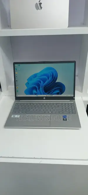 New Laptop HP Stream Notebook 16GB Intel Core i7 SSD 1T