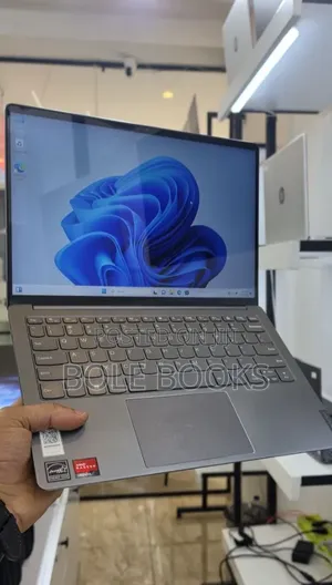 New Laptop Lenovo IdeaPad Z580 16GB AMD Ryzen 7 SSD 512GB