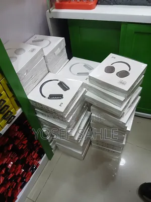 P9 Headset