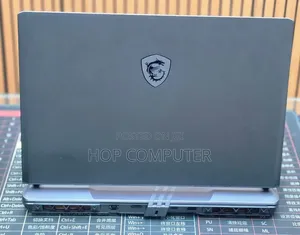New Laptop MSI Vector GP68 HX 13V 32GB Intel Core i9 SSD 1T
