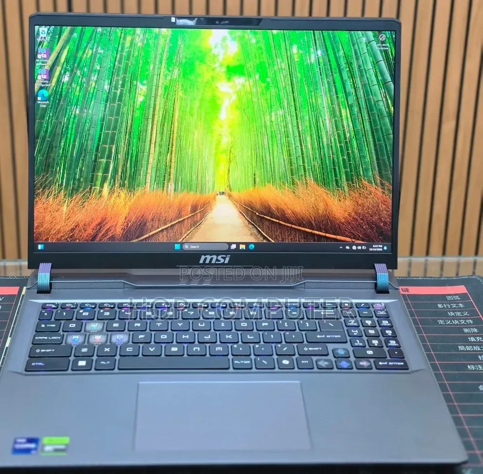 New Laptop MSI Vector GP68 HX 13V 32GB Intel Core i9 SSD 1T