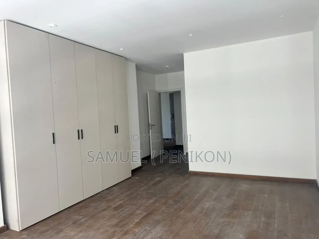 3bdrm Apartment in Luxury Apartment, Bole for sale