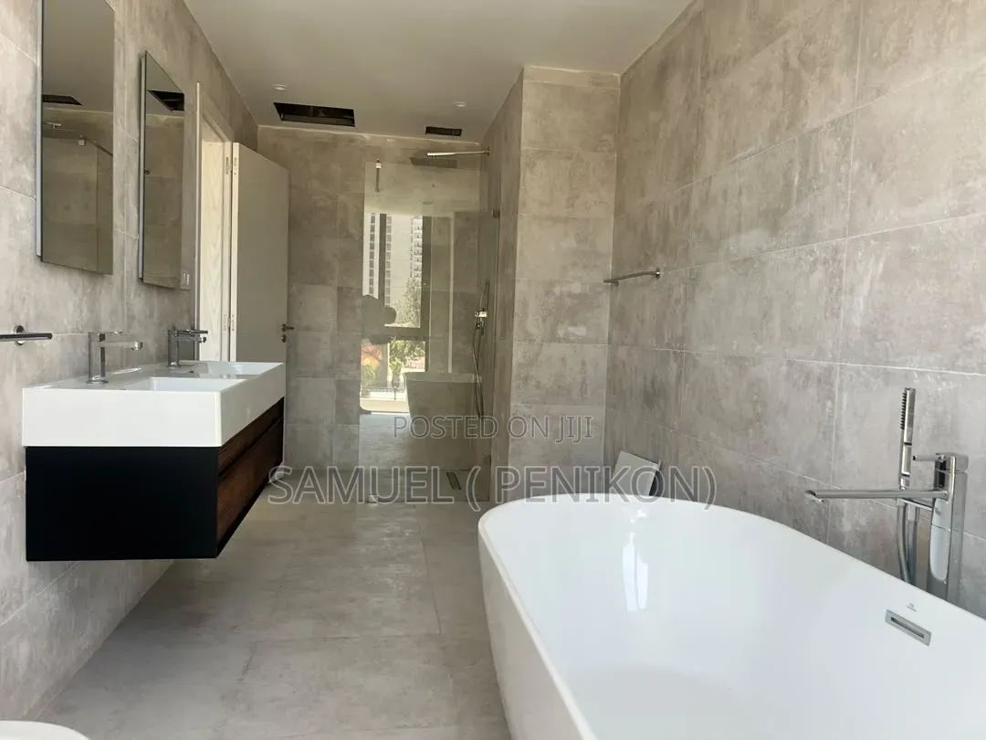 3bdrm Apartment in Luxury Apartment, Bole for sale