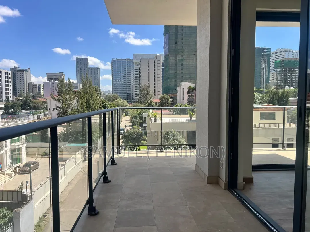 3bdrm Apartment in Luxury Apartment, Bole for sale