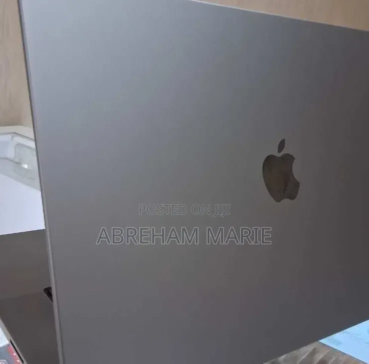 New Laptop Apple MacBook Pro 2021 M1 16GB Apple M1 Pro SSD 1T