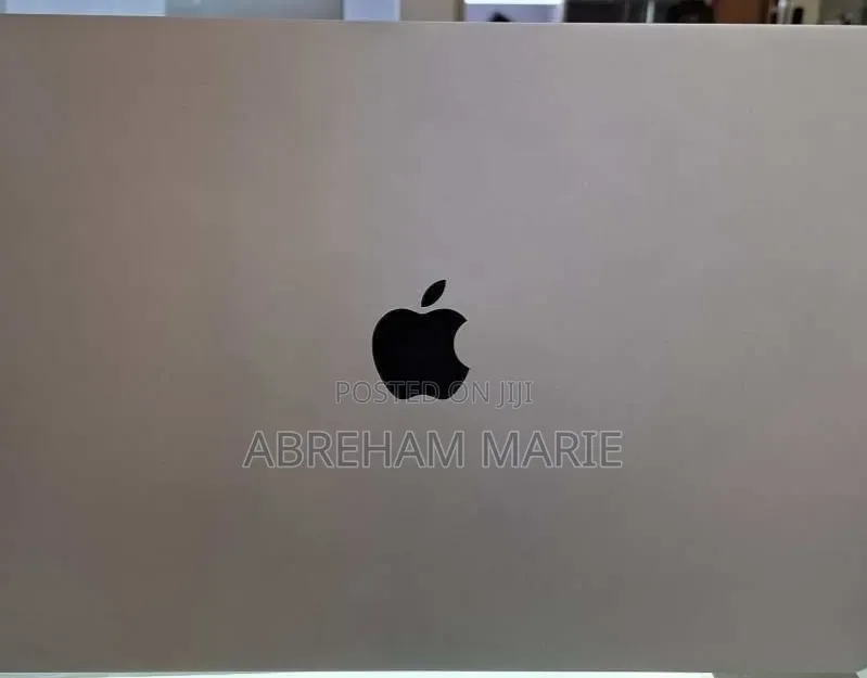 New Laptop Apple MacBook Pro 2021 M1 16GB Apple M1 Pro SSD 1T