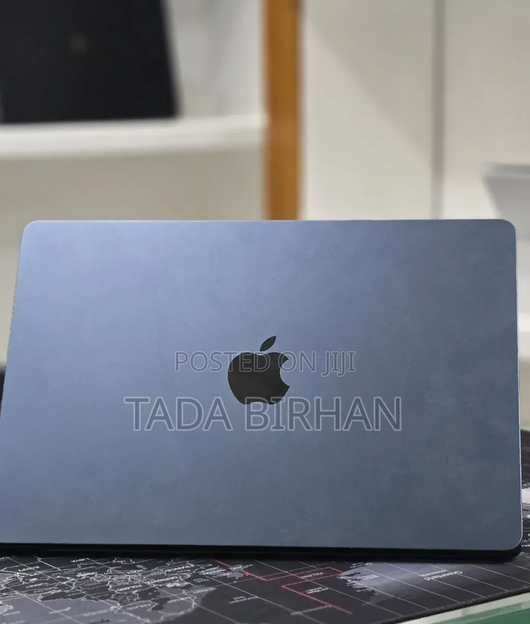 New Laptop Apple MacBook Air 2023 M2 16GB Apple M2 SSD 512GB