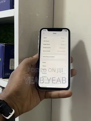 Apple iPhone 11 64 GB White