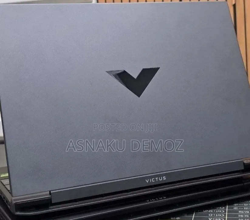 New Laptop HP Victus 15 16GB AMD Ryzen 7 SSD 512GB