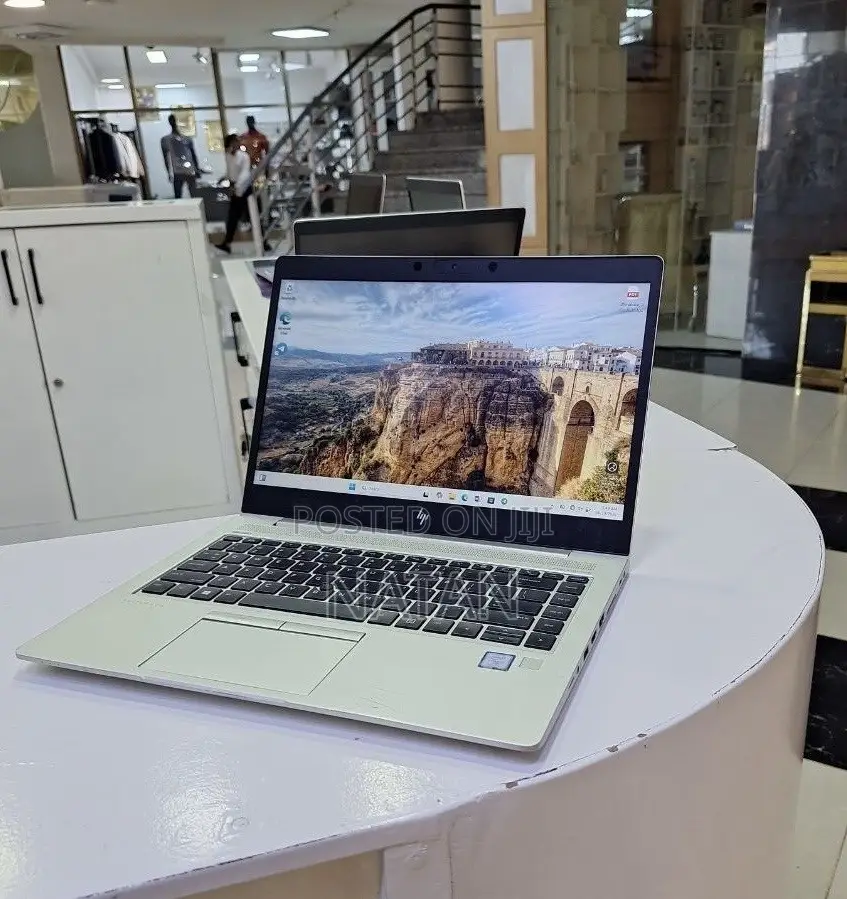 New Laptop HP EliteBook 840 G5 16GB Intel Core i7 SSD 512GB