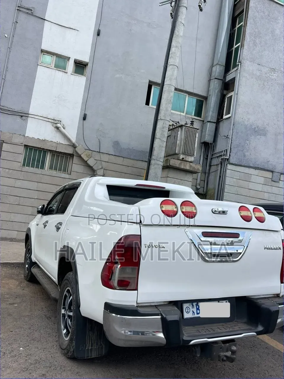 Toyota Hilux 2020 White