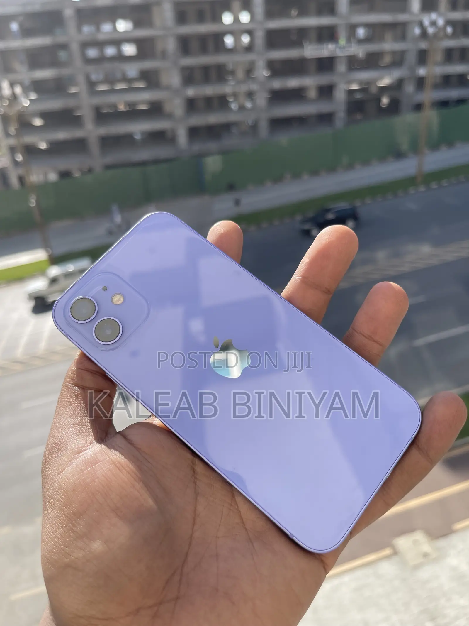 Apple iPhone 12 64 GB Purple