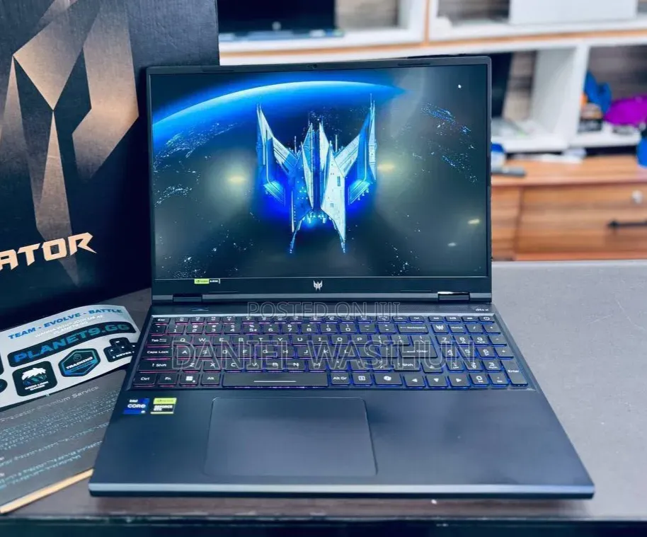 New Laptop Acer Predator Helios Neo 16 16GB Intel Core i9 SSD 1T