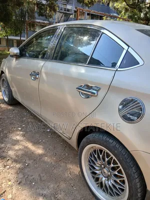 Toyota Yaris 2013 Gray