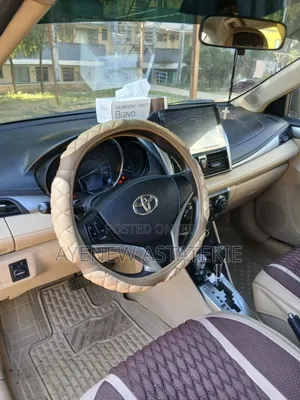 Toyota Yaris 2013 Gray