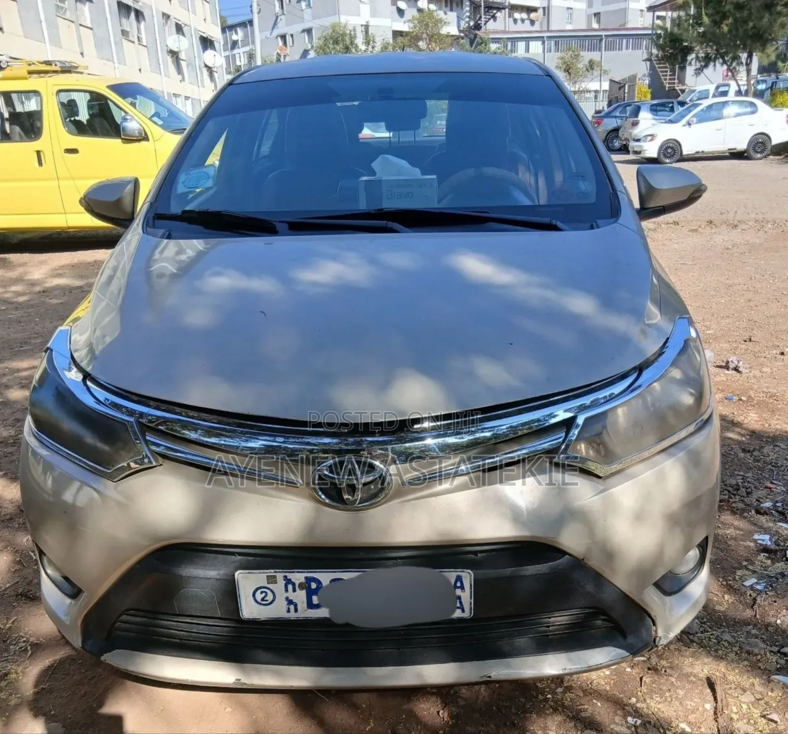 Toyota Yaris 2013 Gray