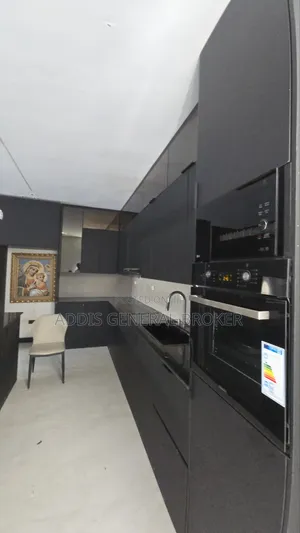 7bdrm House in Bulbula, Bole for sale