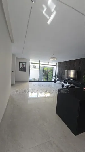 7bdrm House in Bulbula, Bole for sale