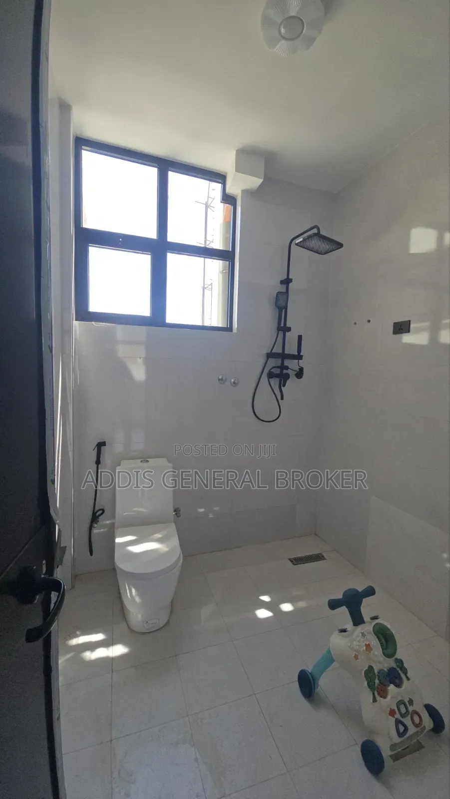 7bdrm House in Bulbula, Bole for sale