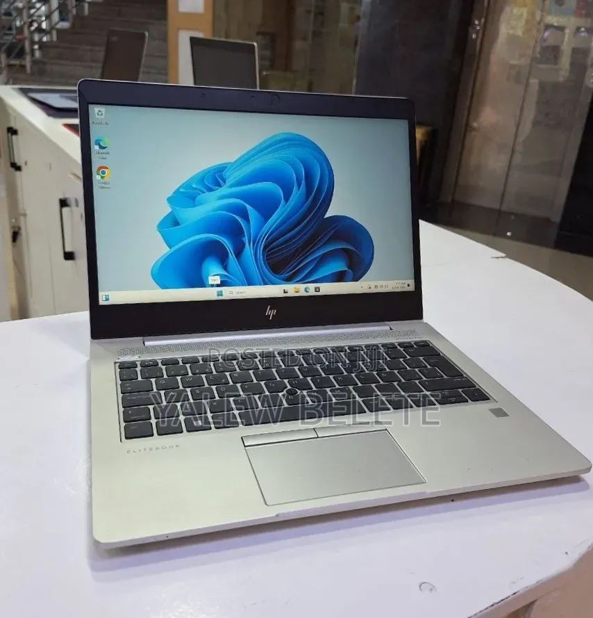 New Laptop HP EliteBook 830 G5 8GB Intel Core i5 SSD 512GB