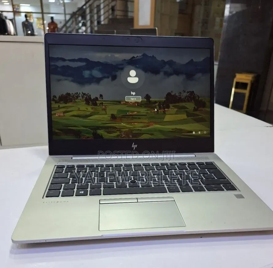 New Laptop HP EliteBook 830 G5 8GB Intel Core i5 SSD 512GB