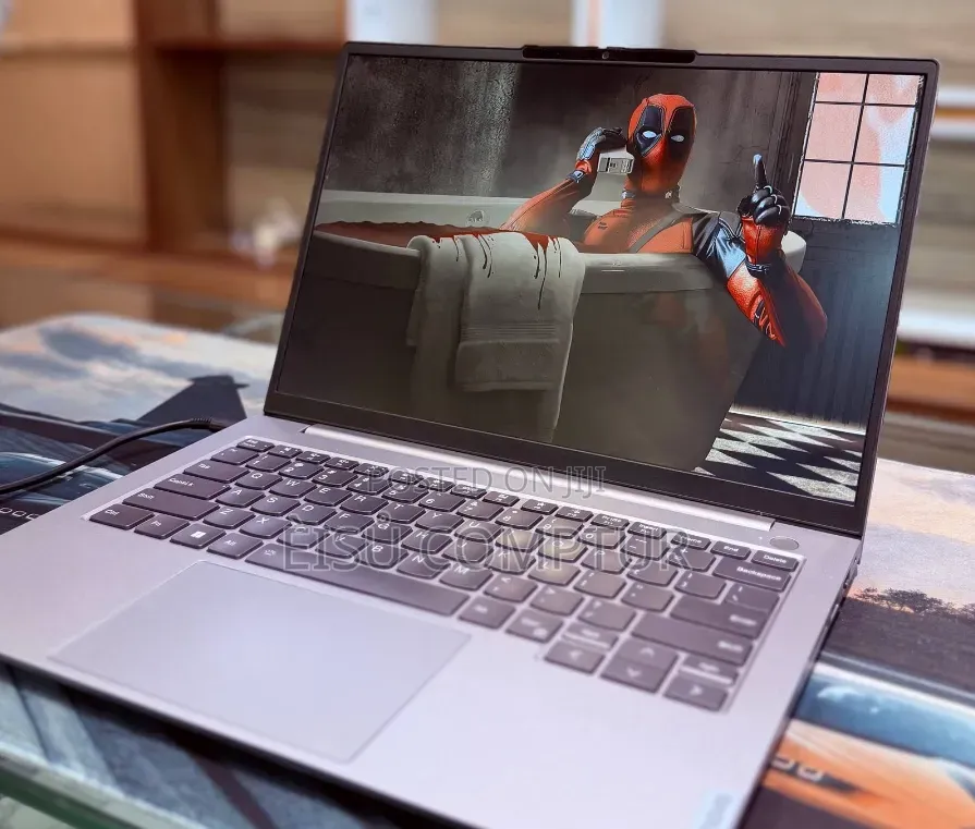 New Laptop Lenovo ThinkBook 13 16GB Intel Core i5 SSD 512GB