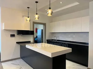 3bdrm Apartment in Grand View, Bole for sale