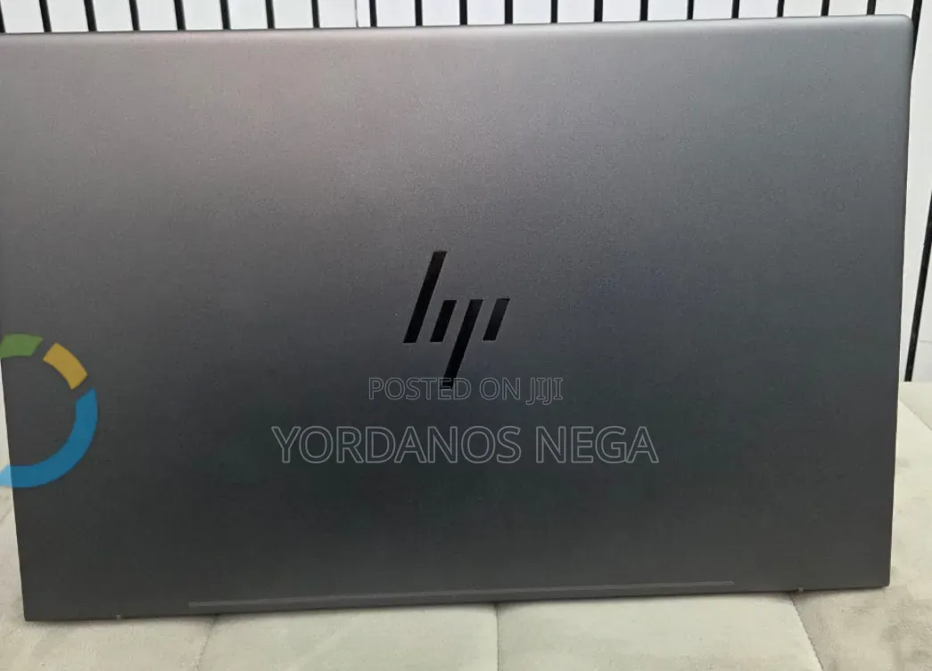 New Laptop HP Envy 17 16GB Intel Core Ultra 7 SSD 512GB