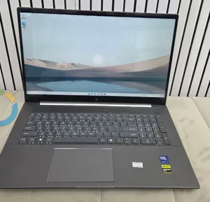 New Laptop HP Envy 17 16GB Intel Core Ultra 7 SSD 512GB