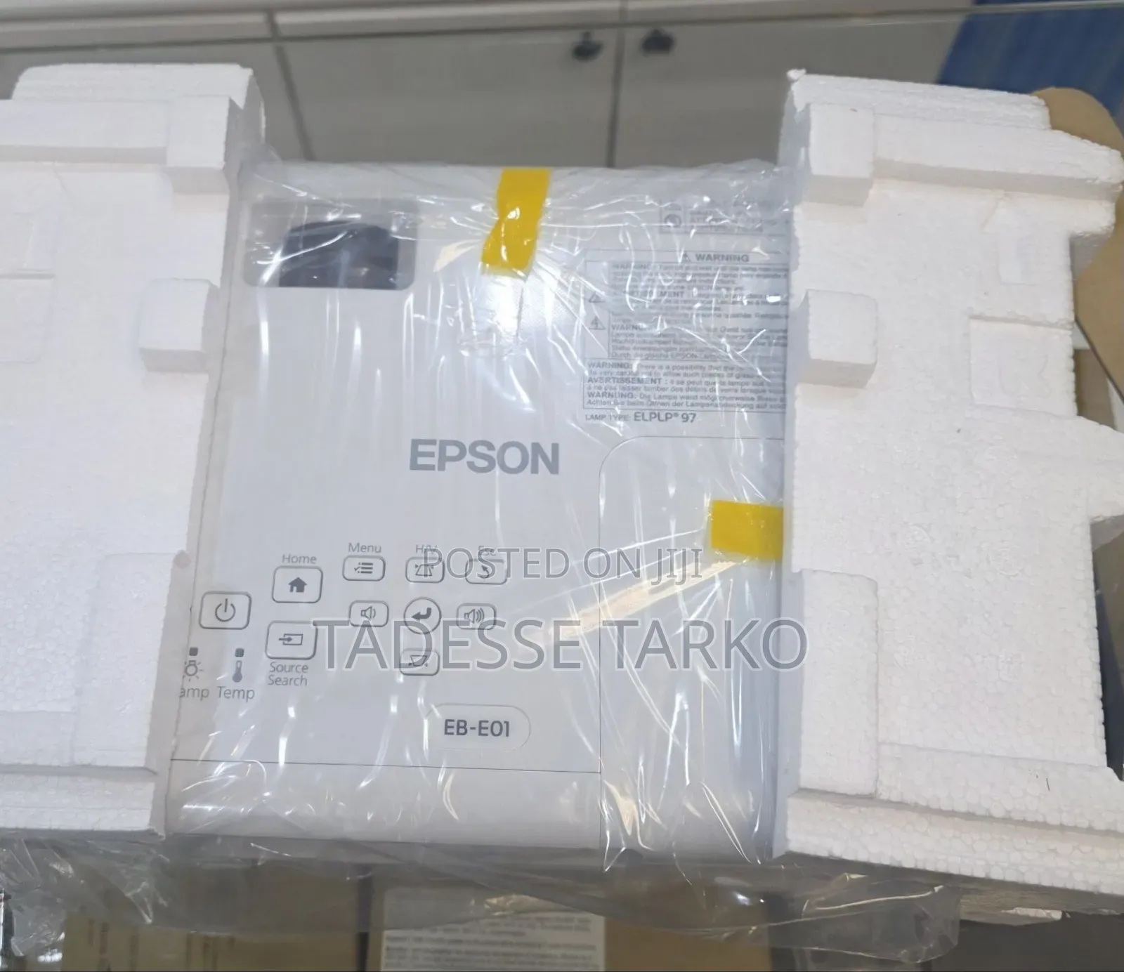 Epson Eb-E01