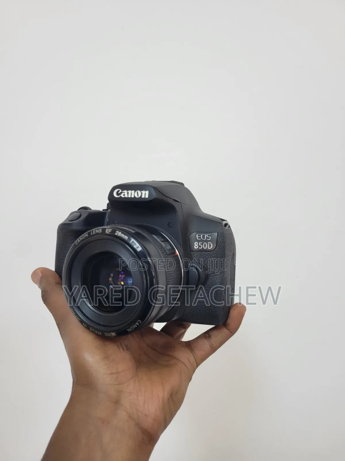 Canon 850D With 18- 55mm Lens
