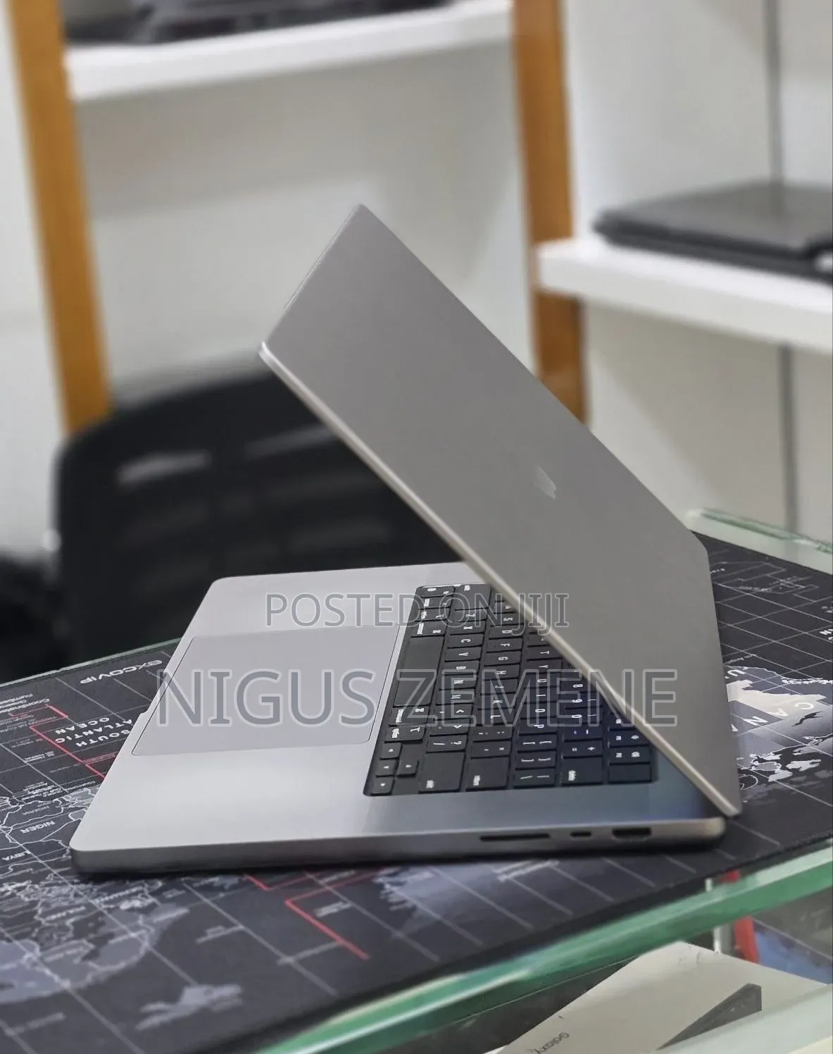 New Laptop Apple MacBook Pro 2021 M1 Max 64GB Apple M1 Max SSD 1T