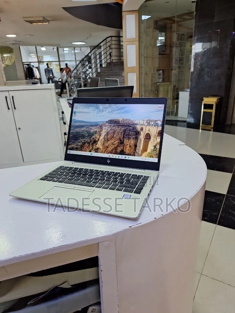 New Laptop HP EliteBook 840 G6 16GB Intel Core i7 SSD 512GB