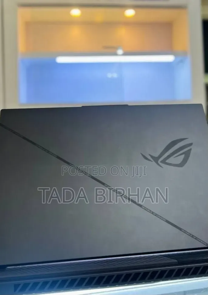 New Laptop Asus ROG Strix G15 16GB Intel Core i9 SSD 1T