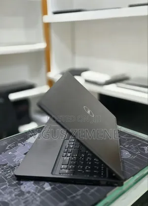 New Laptop Dell Latitude 5310 8GB Intel Core i7 SSD 256GB