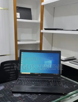 New Laptop Dell Latitude 5310 8GB Intel Core i7 SSD 256GB