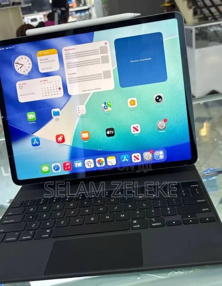 New Apple iPad Pro (2022) 256 GB Black