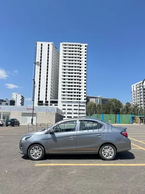Mitsubishi Attrage 2021 Silver