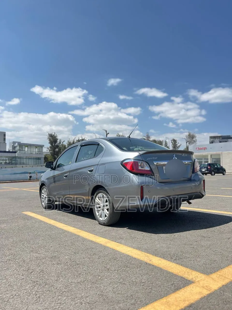 Mitsubishi Attrage 2021 Silver