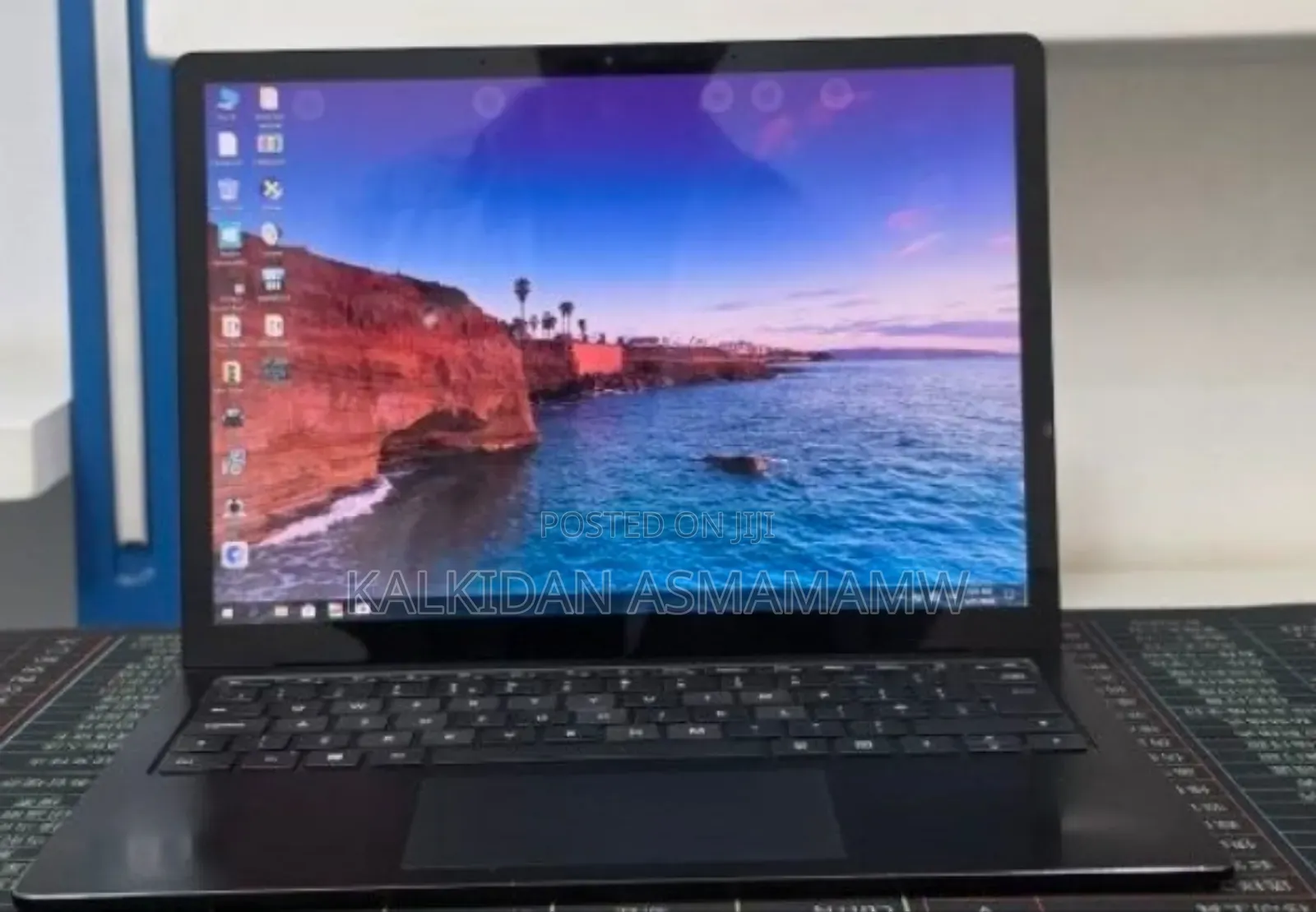 New Laptop Microsoft Surface 16GB Intel Core i7 SSD 256GB