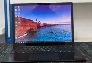New Laptop Microsoft Surface 16GB Intel Core i7 SSD 256GB