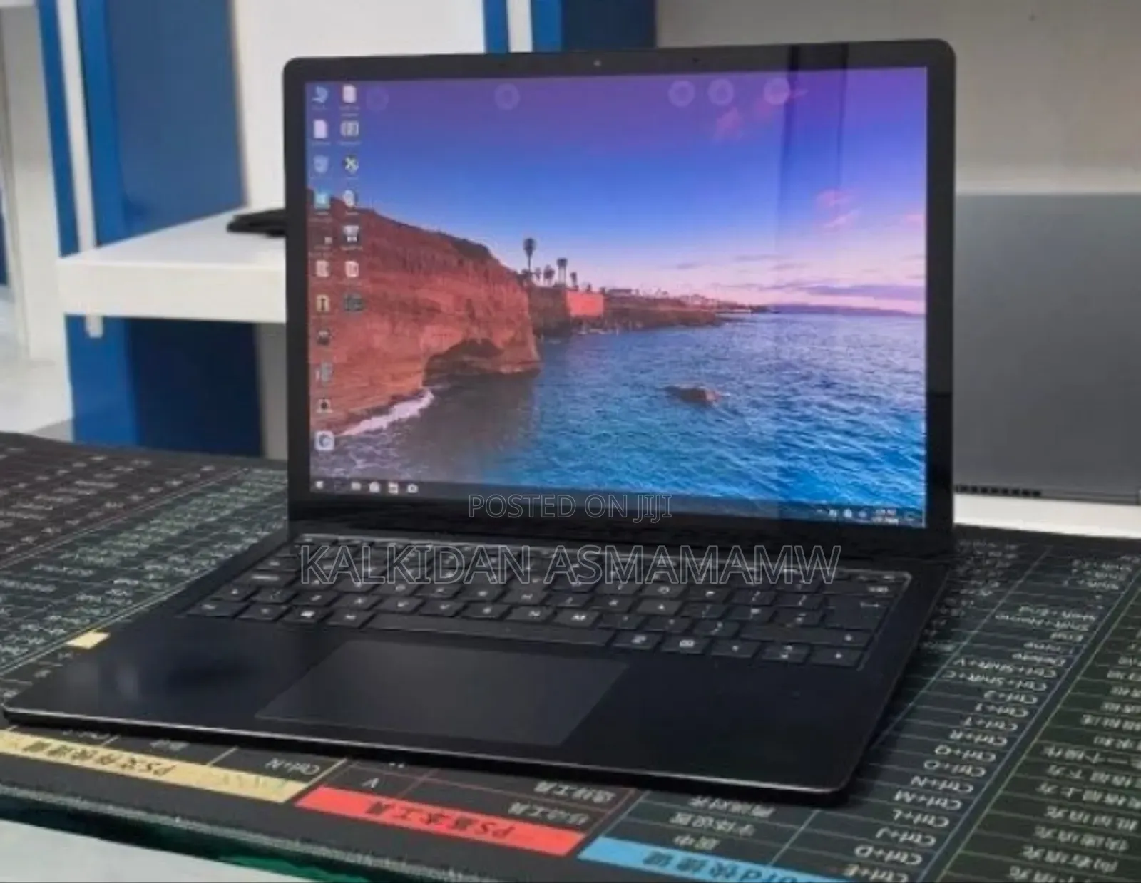 New Laptop Microsoft Surface 16GB Intel Core i7 SSD 256GB