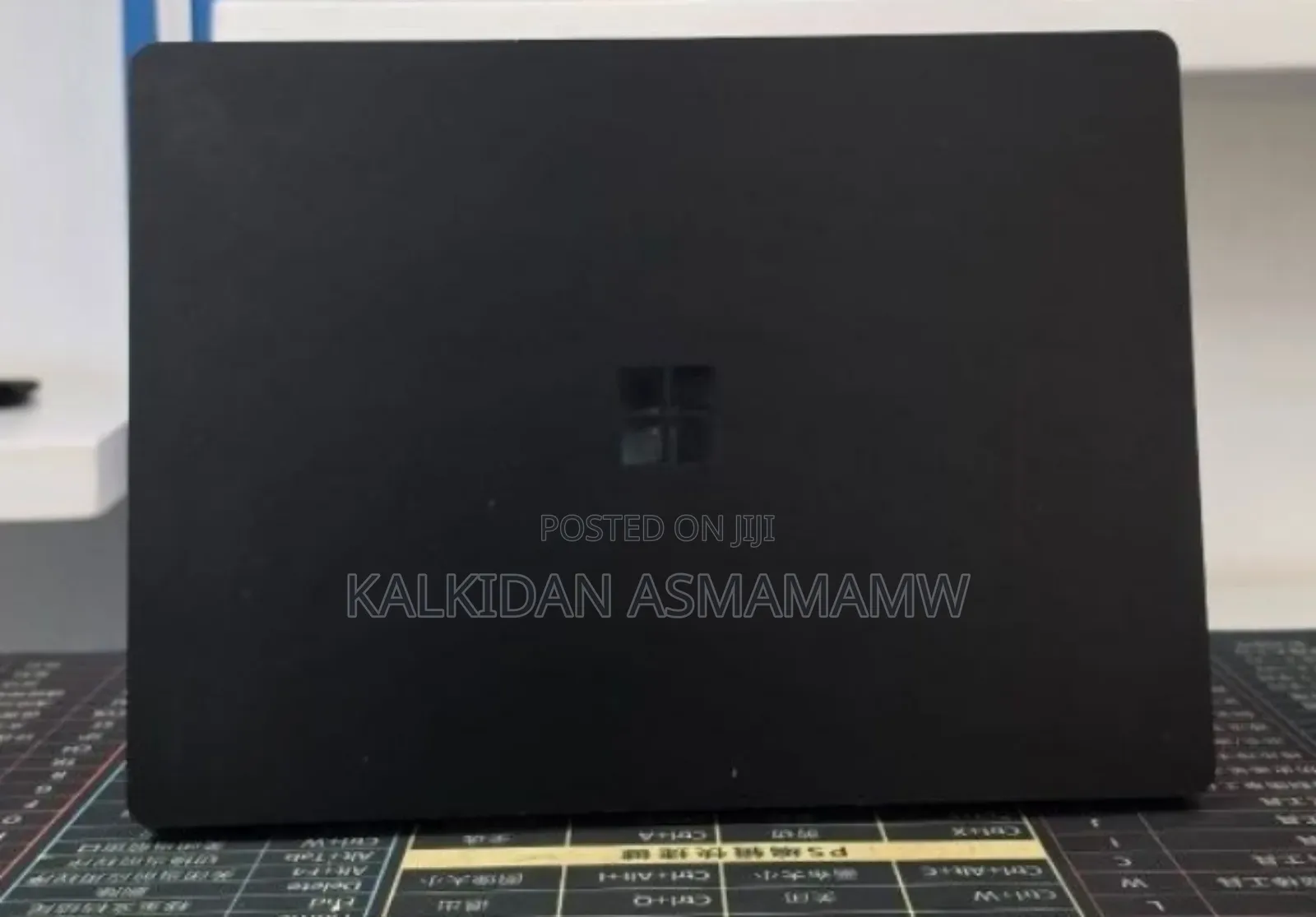 New Laptop Microsoft Surface 16GB Intel Core i7 SSD 256GB